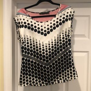 Outback red small woman’s top